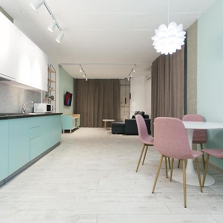 Vip Apartmen Loft スームィ エクステリア 写真