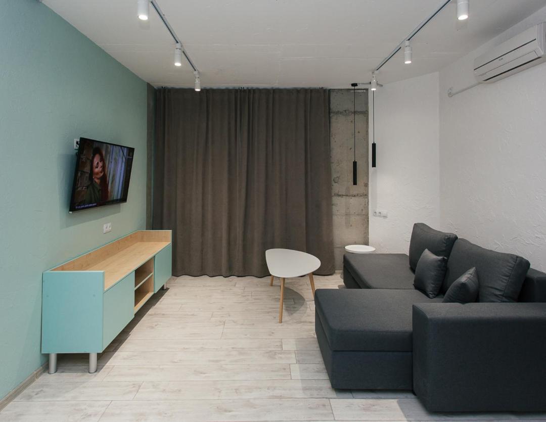 Vip Apartmen Loft スームィ エクステリア 写真